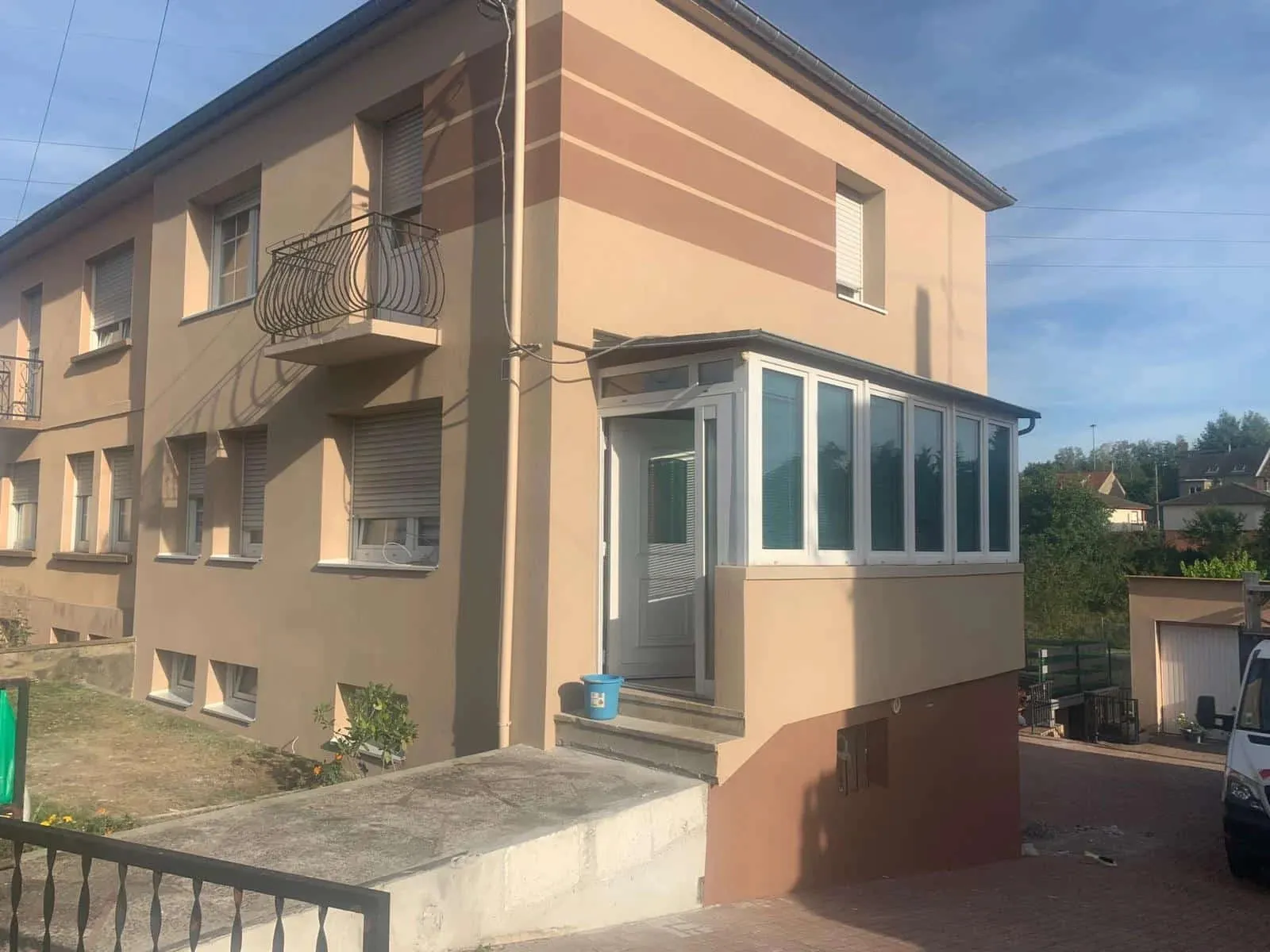 Peinture extérieure d'une maison réalisée par ZF Façade