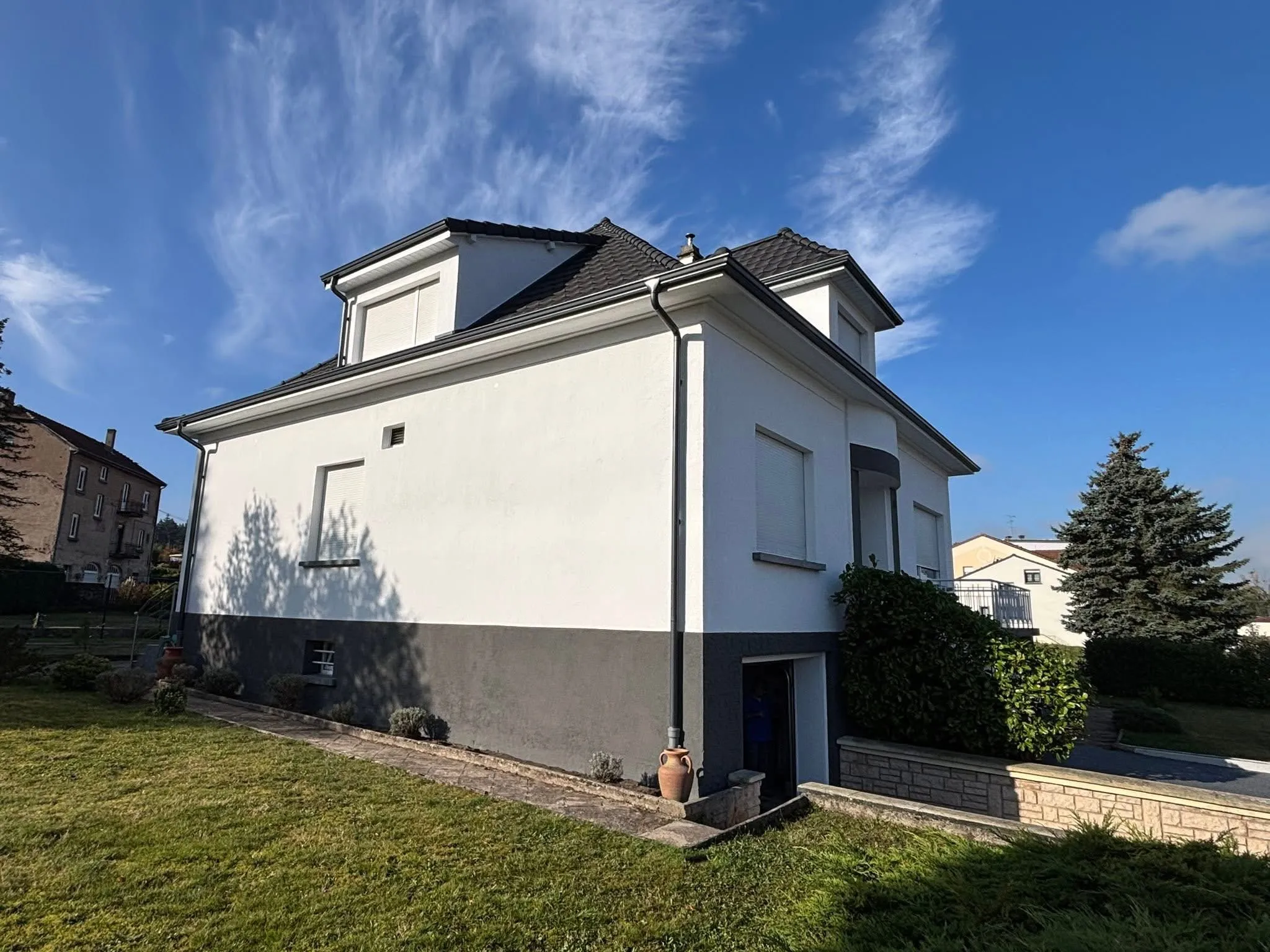 Chantier d'isolation thermique par l'extérieur réalisé par ZF Façade en Moselle — photo 18