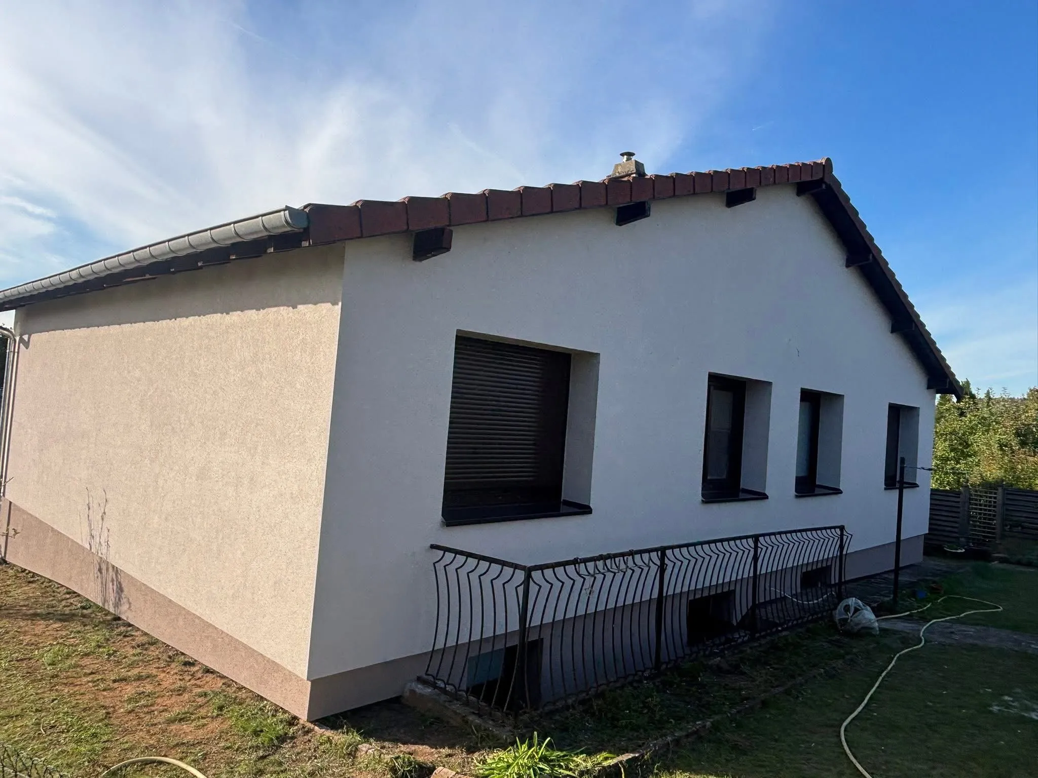 Chantier d'isolation thermique par l'extérieur réalisé par ZF Façade en Moselle — photo 24