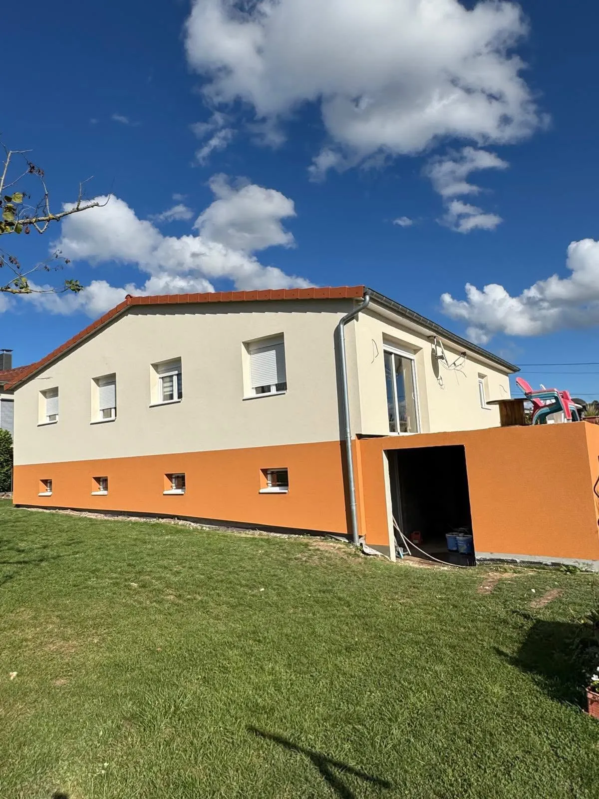 Chantier d'isolation thermique par l'extérieur réalisé par ZF Façade en Moselle — photo 26